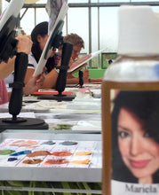 Load image into Gallery viewer, Rotating Easel